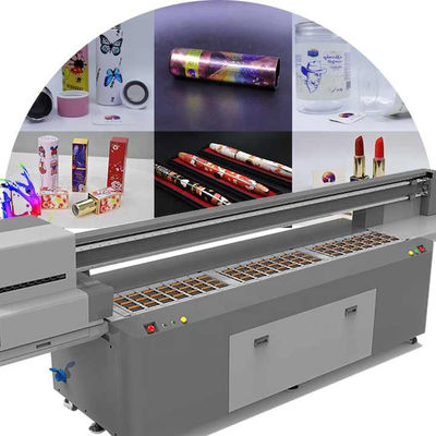 طابعة بطاقات UV LED متقدمة لـ 2500 X 1000 X 1300mm حجم المعدات